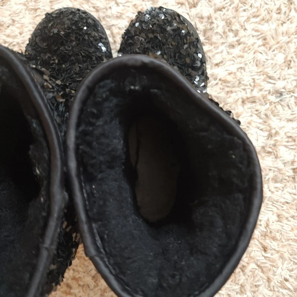UGG Classic Short Sequin Boots Kids Black Sparkly Mid Calf Pull On Boots